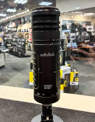 ART Pro Audio - D7 Large Diaphragm Dynamic Microphone